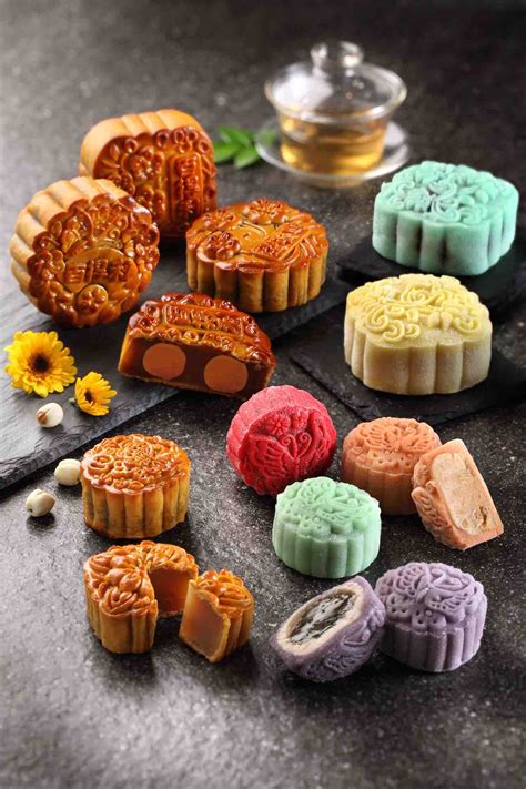 mid autumn mooncakes canada.